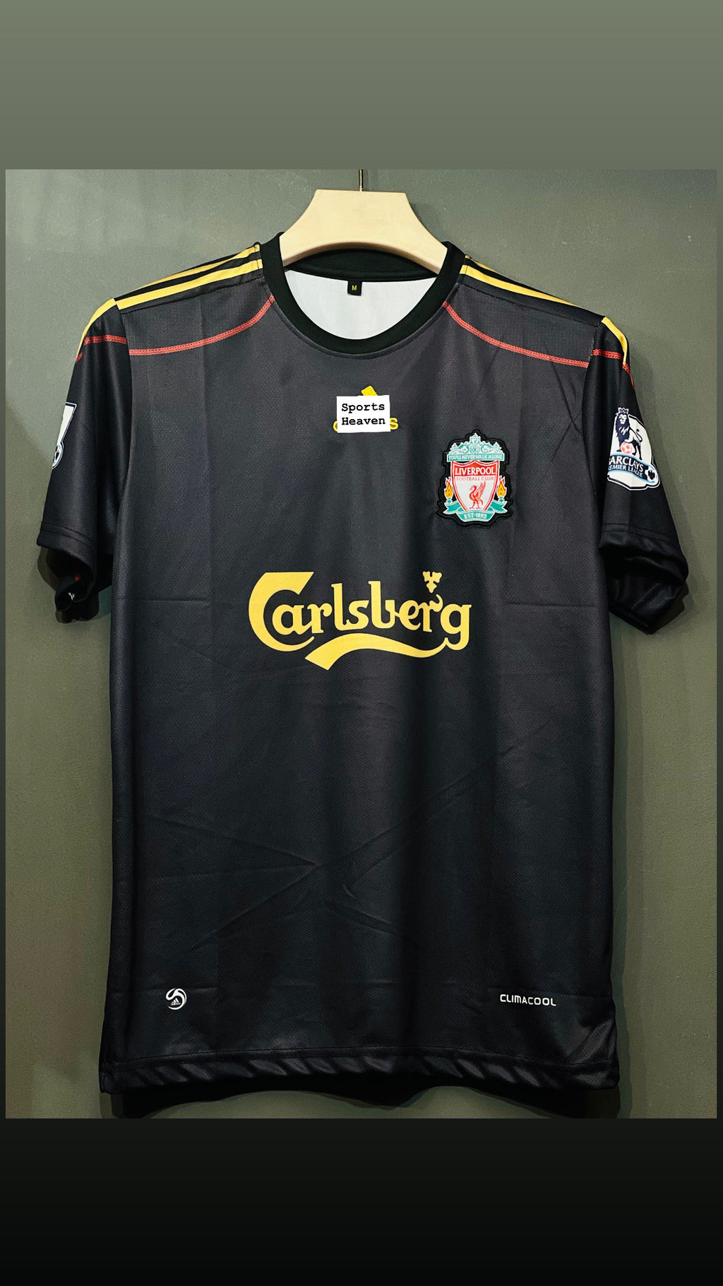 LIVERPOOL TORRES 2009-10 AWAY KIT, HALFSLEEVE EMBROIDERY