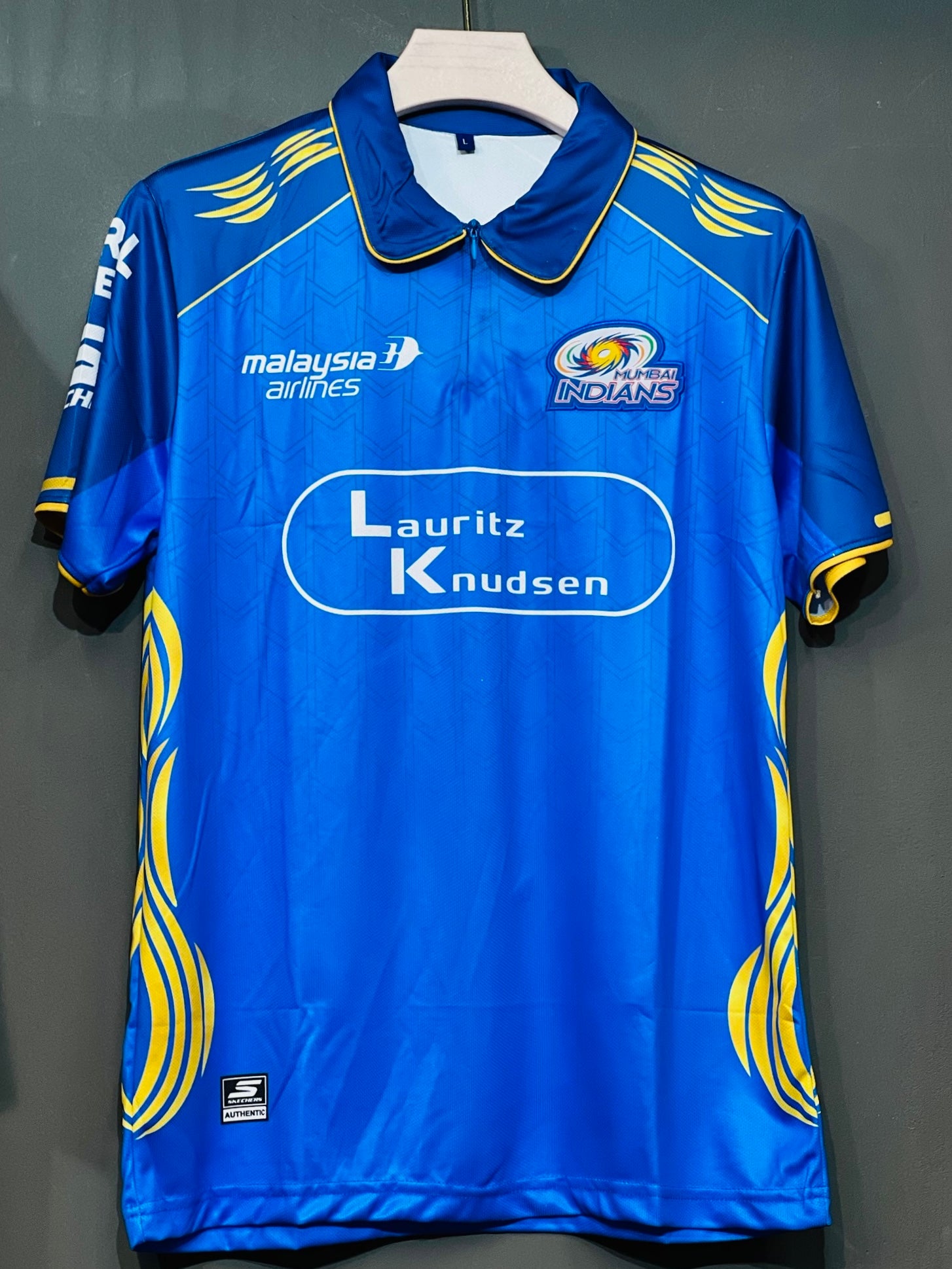 ROHIT MUMBAI HOME KIT POLO ZIP EMBROIDERY