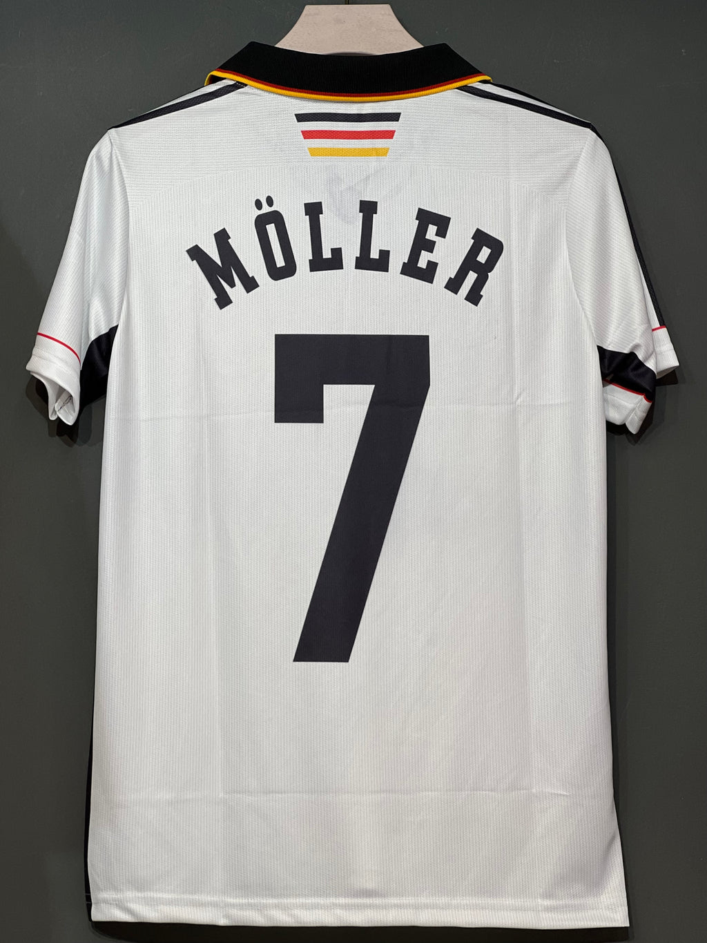 GERMANY 1998 HOME KIT MOLLER POLO EMBROIDERY PREMIUM
