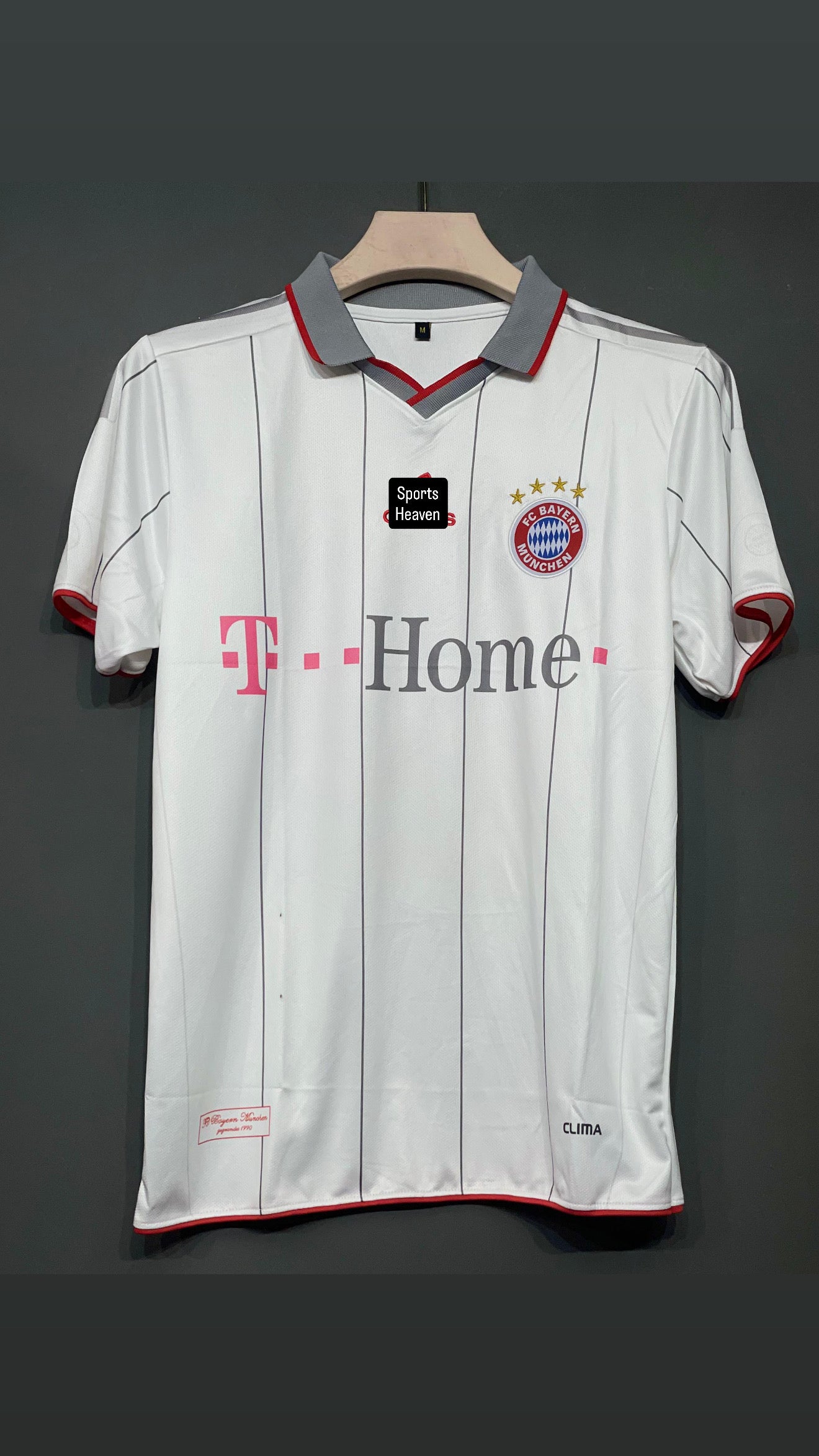 ROBBEN BAYERN AWAY KIT POLO EMBROIDERY