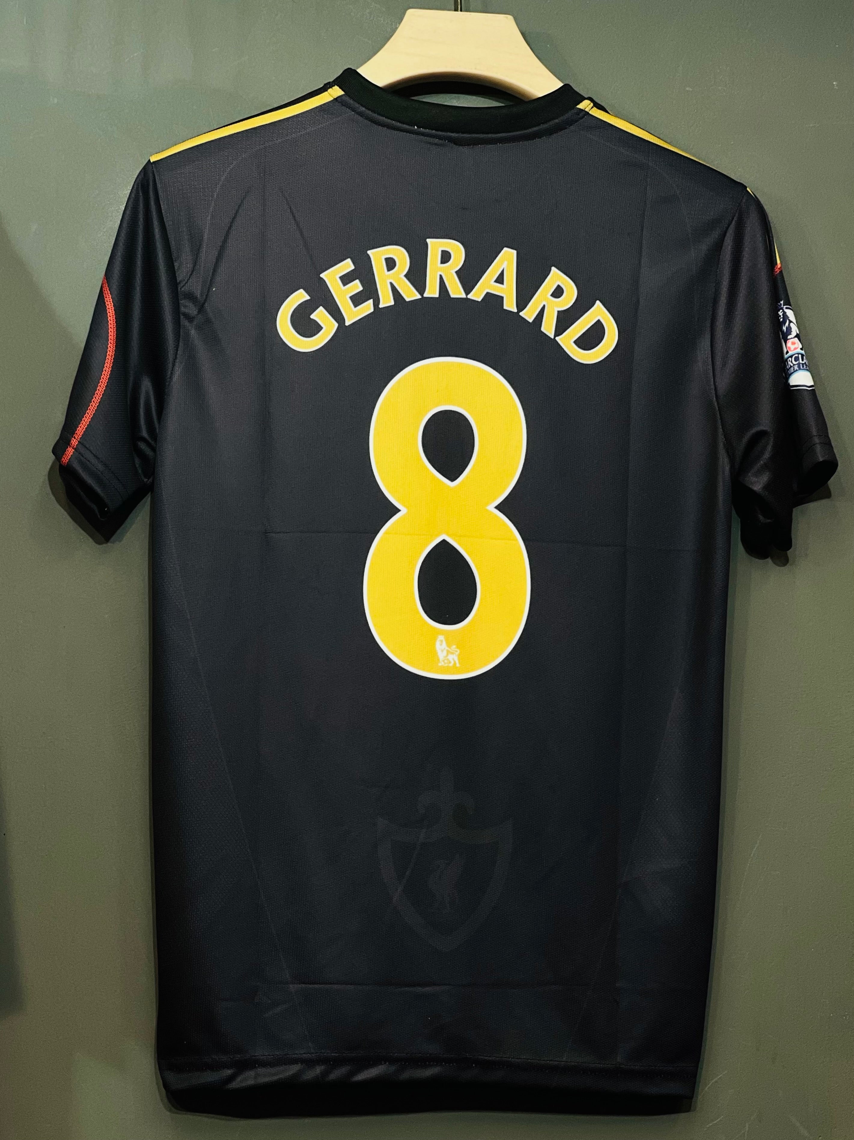 LIVERPOOL TORRES 2009-10 AWAY KIT, HALFSLEEVE EMBROIDERY